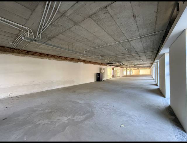 825M² OFFICE TO LET IN MELROSE ESTATE